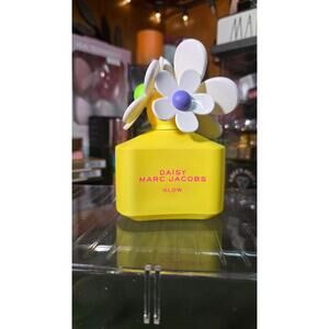 Marc Jacobs Daisy Glow – Eau de Toilette 50 mL